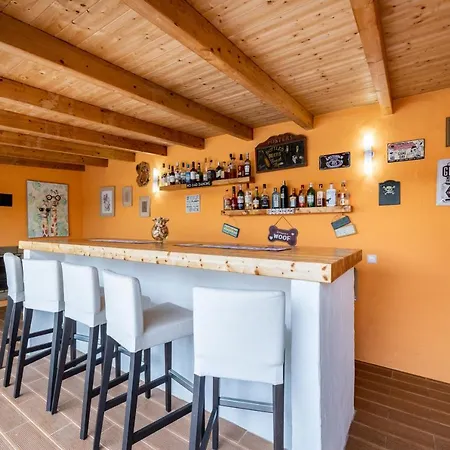 Вилла Fozzys Hoose Алжезур